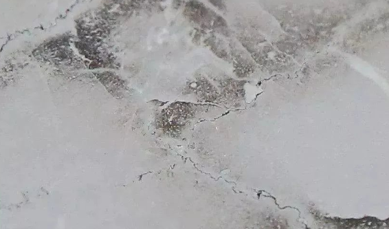 北京辦公室裝修中石材越薄越好嗎？不，板材厚度直接影響使用壽命